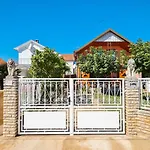 Ruza Apartment Sukosan