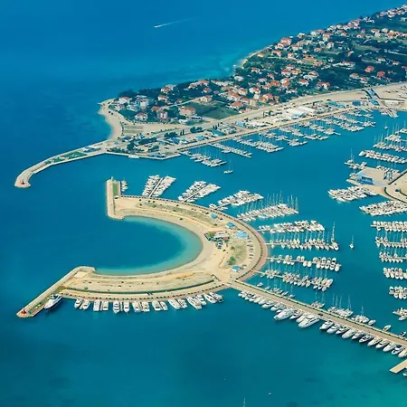 Ruza 아파트 Sukošan