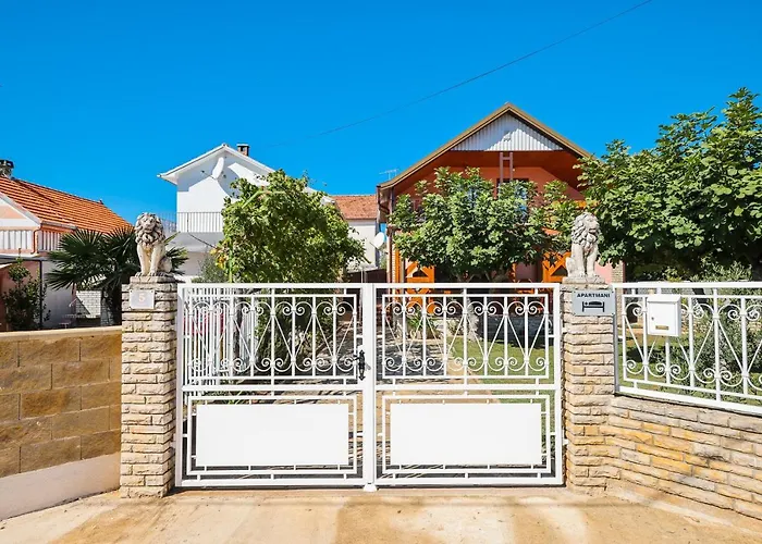 Ruza Διαμέρισμα Sukošan